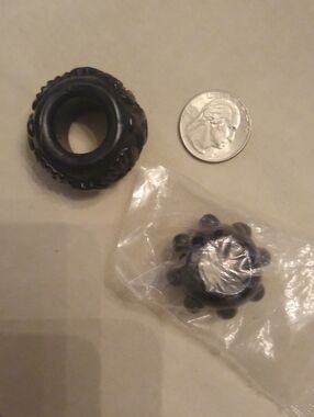 2 Black C-rings